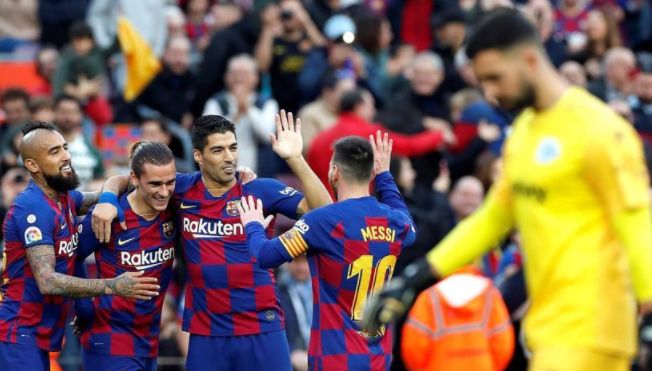 爱游戏AYX APP下载 巴塞罗那带队取胜！，哈登重要时刻刷新纪录引发球迷热议