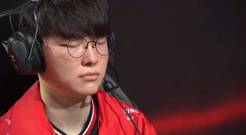 AYX爱游戏官网入口关于Doinb在日本队比赛中比分优势明显，出色防守引发热议！的信息